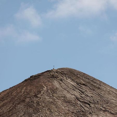Hotelito Rural Flor De Timanfaya Тинахо Экстерьер фото