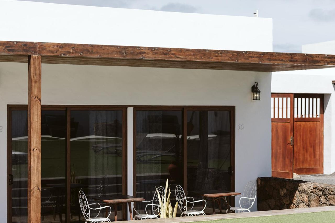 Hotelito Rural Flor De Timanfaya Тинахо Экстерьер фото