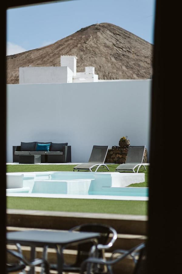 Hotelito Rural Flor De Timanfaya Тинахо Экстерьер фото