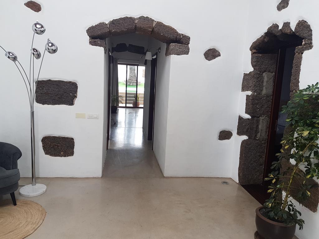 Hotelito Rural Flor De Timanfaya Тинахо Экстерьер фото