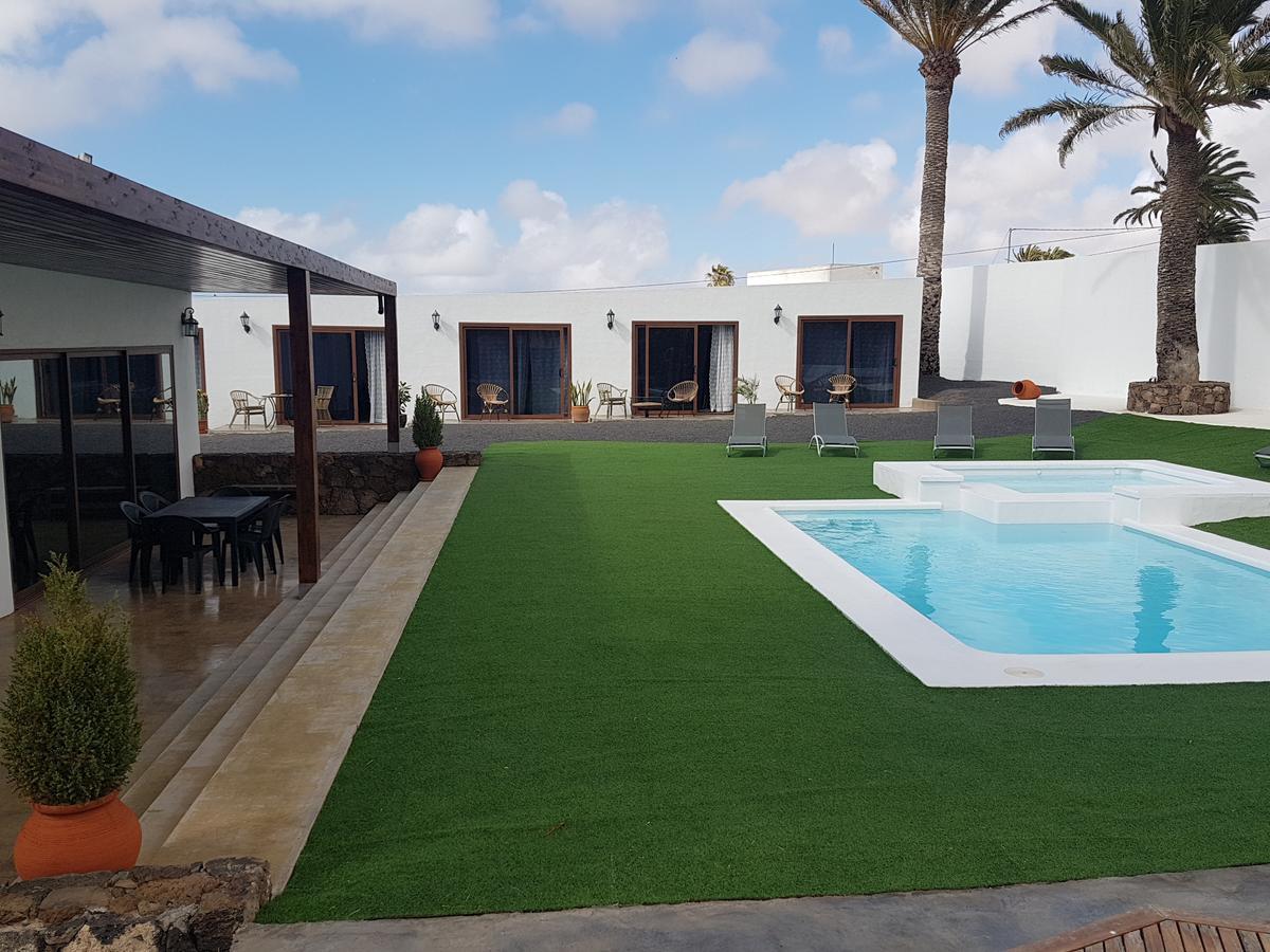 Hotelito Rural Flor De Timanfaya Тинахо Экстерьер фото