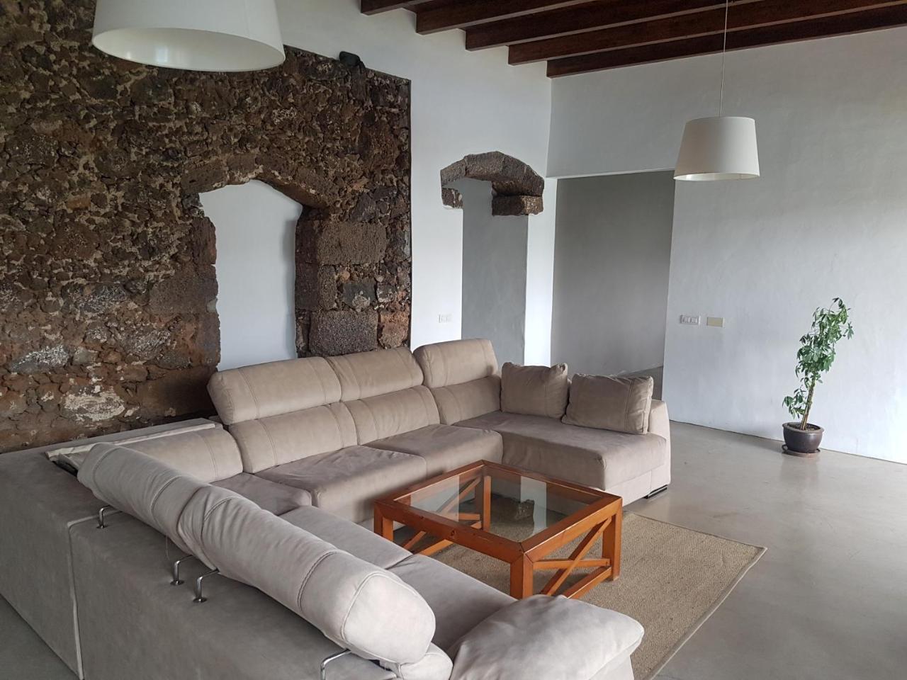 Hotelito Rural Flor De Timanfaya Тинахо Экстерьер фото